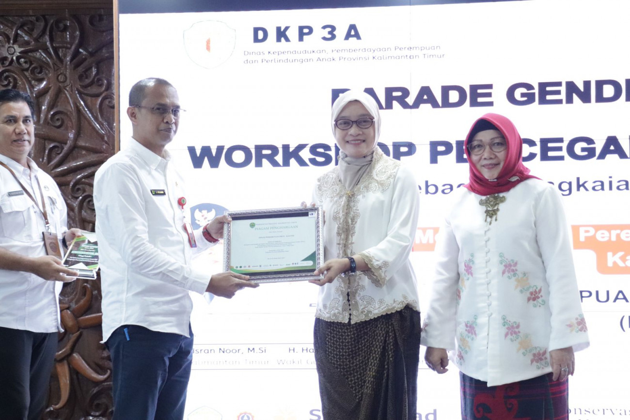 Disbun Terima Penghargaan Terbaik 1  Award Gender