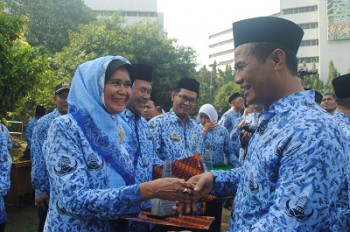 Disbun Juara 1 Nasional Lomba Pemeringkatan Keterbukaan Informasi Publik Berbasis Web